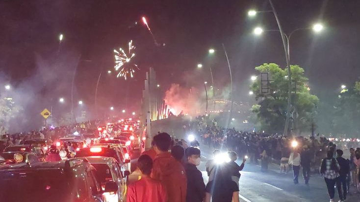 Sambut Tahun 2023, Masyarakat Bekasi Berkumpul di Jalan Ahmad Yani