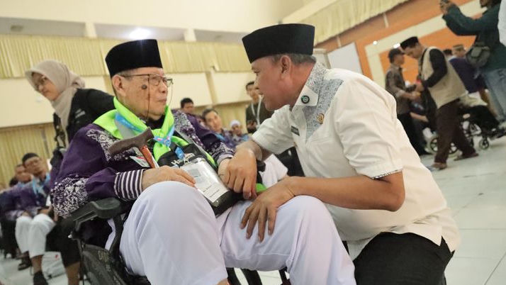 Jemaah Calhaj Kloter Pertama Berangkat ke Tanah Suci, Tri Berharap Jadi Haji Mabrur