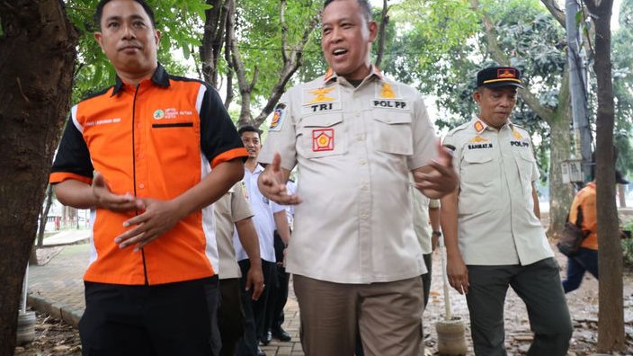 Wali Kota Bekasi Apresiasi Penataan Hutan Kota Alun-Alun, Siapkan Fasilitas Jogging Track