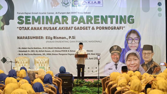 Wawali Bekasi Ajak Orangtua Awasi Penggunaan Gadget Anak Secara Bijak