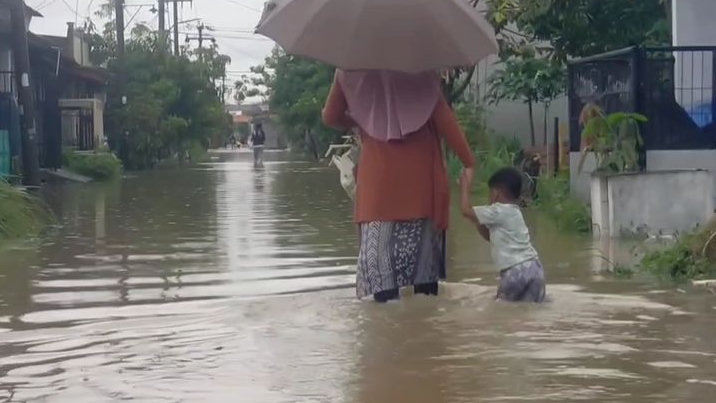 Curah Hujan dan Drainase Buruk Akibatkan 4 Blok di Suropati Residence Banjir