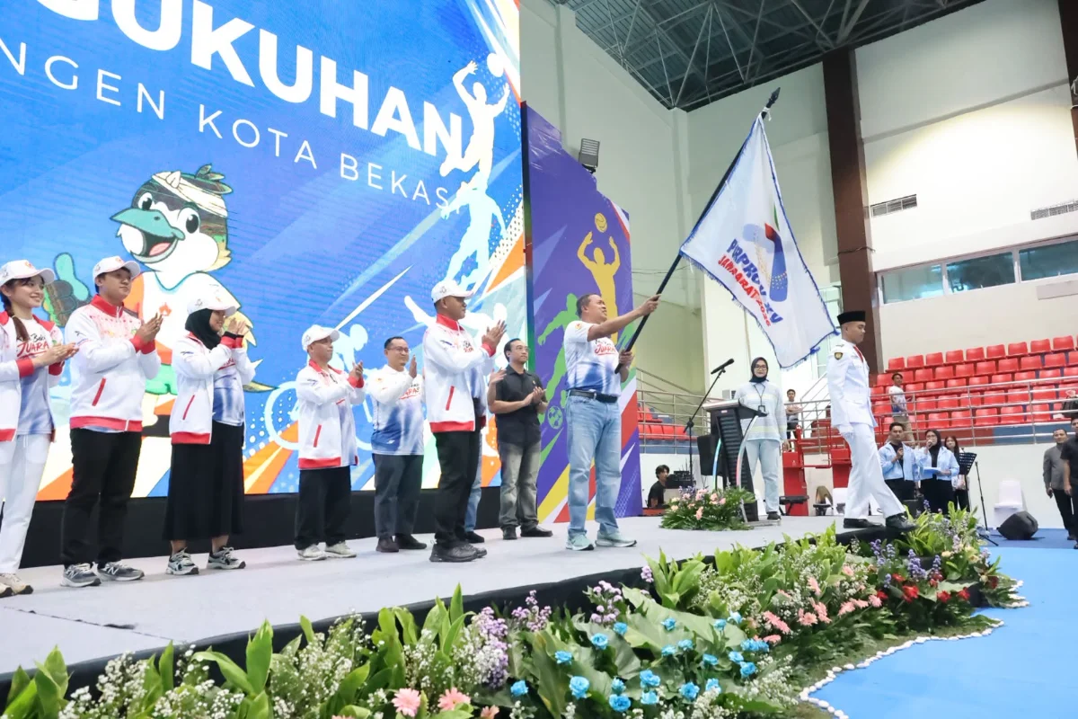 Bidik 200 Medali Emas! Wali Kota Tri Adhianto Kukuhkan 1.154 Atlet Kota Bekasi Menuju Porprov XV Jabar 2026