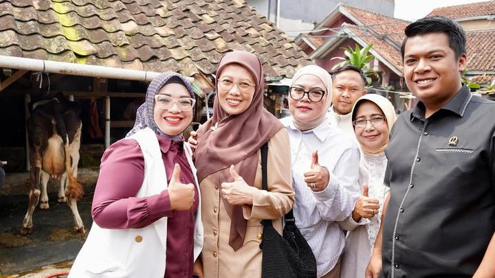 Komisi II DPRD Jabar Tinjau Peternakan Sapi Perah di KBB, Ade Puspitasari Dorong Produksi Susu Lokal