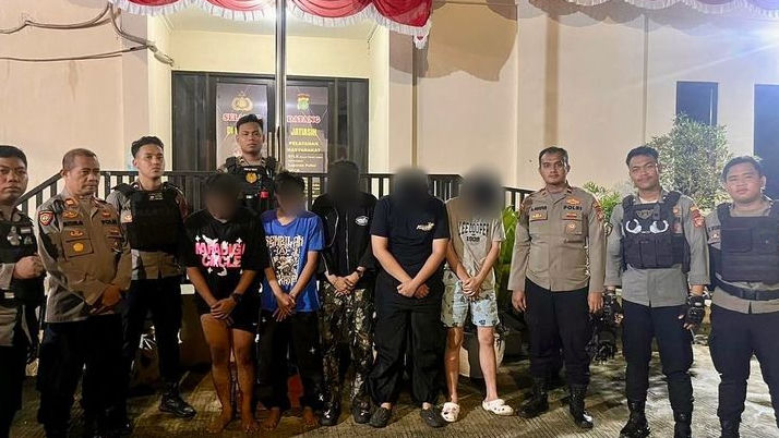 Lima Anggota Geng Sarigaperi JR Diamankan Polisi Saat Hendak Tawuran di Jatiasih