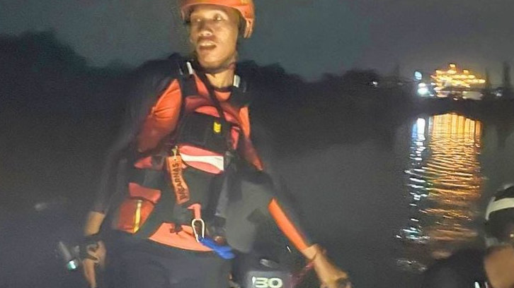 2 Orang Hilang Saat Uji Coba Kapal RIB di Sungai Cikeas, Tim SAR Lakukan Pencarian Intensif